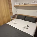 Holiday home Mobile Homes Albatross Pirovac