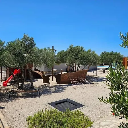 Mobile Homes Albatross 皮罗瓦茨