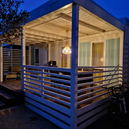 Feriehus Mobile Homes Albatross Pirovac