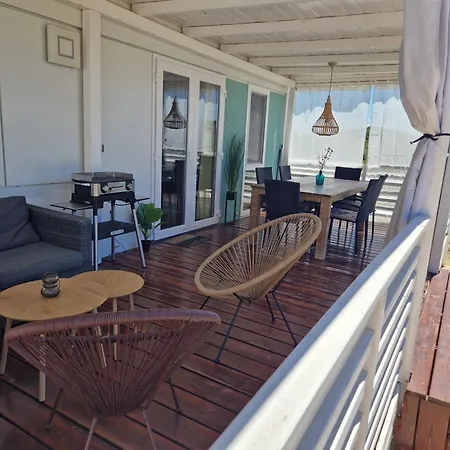Mobile Homes Albatross 別荘 ピロヴァッツ